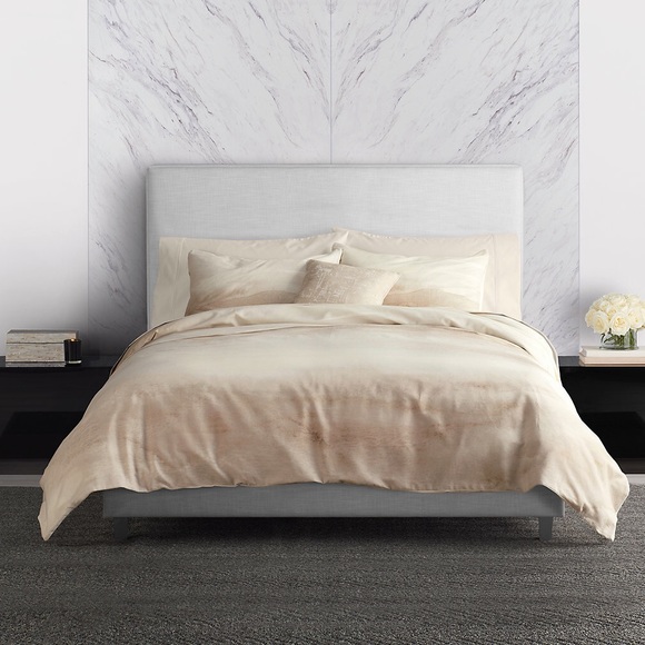 Vera Wang Bedding Vera Wang Queen Comforter Set Poshmark